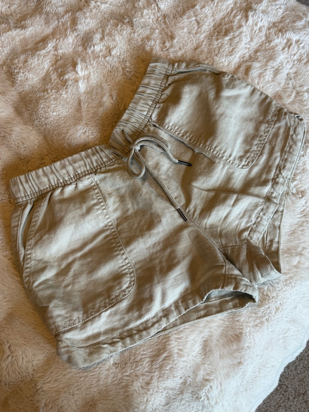 Cynthia Rowley Light Khaki Drawstring Cargo Shorts